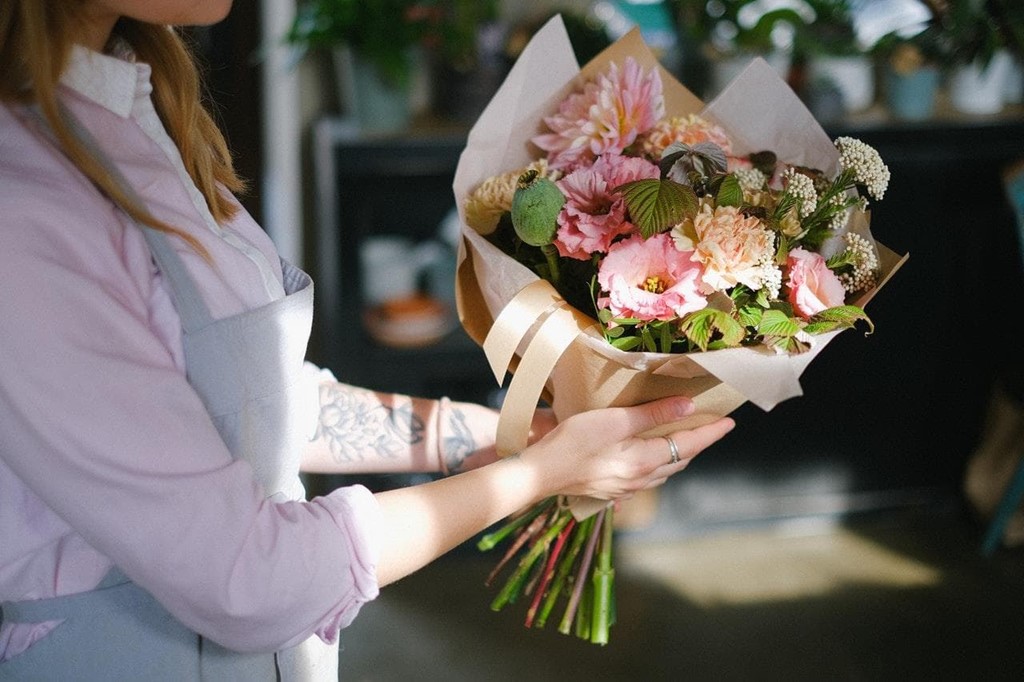 ¡Cualquier momento es perfecto para sorprender con flores! 