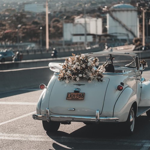 Servicio de alquiler de coches para bodas en Lugo